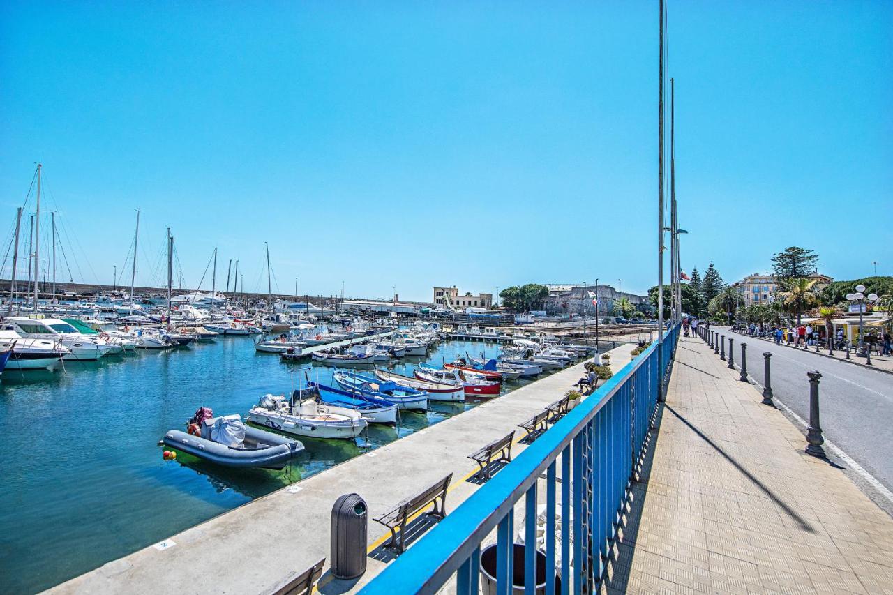 Gaudio Flat Near Ariston Theater By Wonderful Italy Apartment Sanremo Luaran gambar